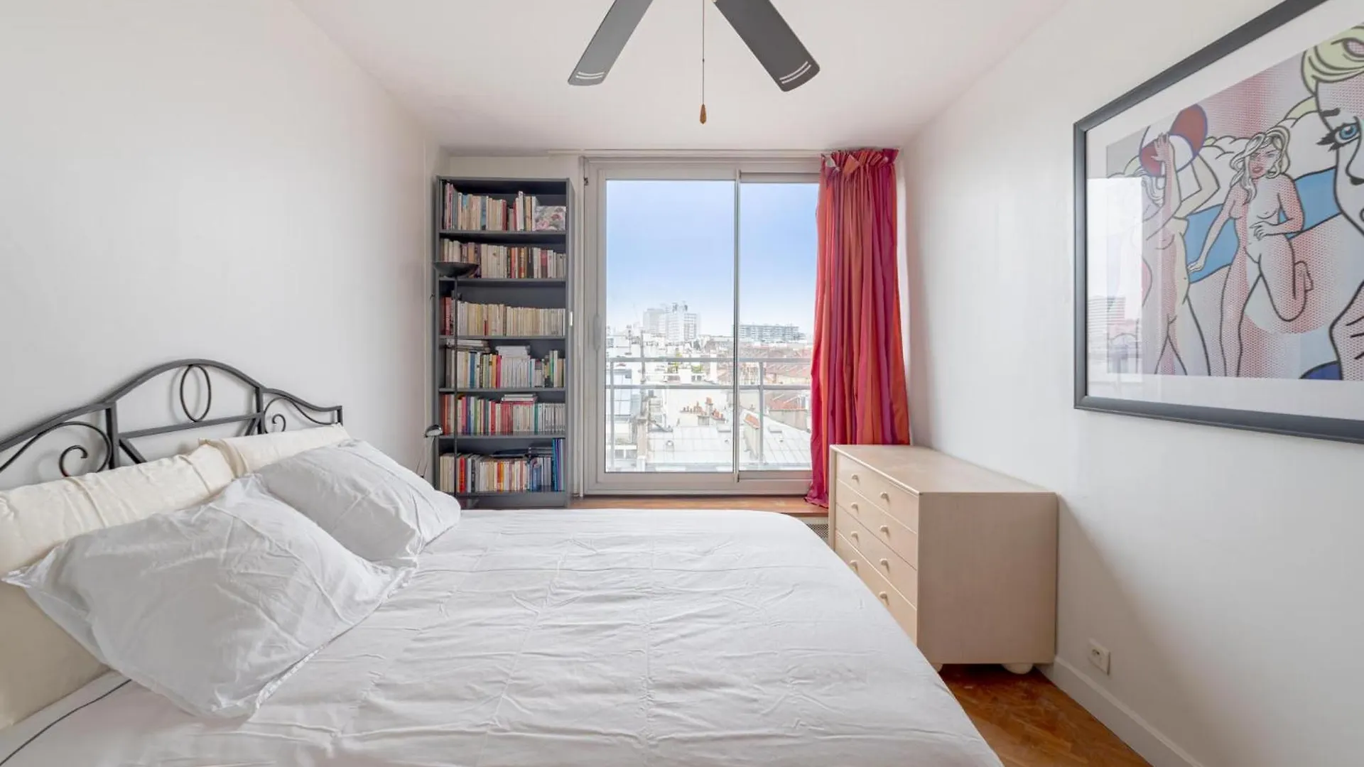 New - 3 Bedroom Flat With Eiffel Tower View Paris France
